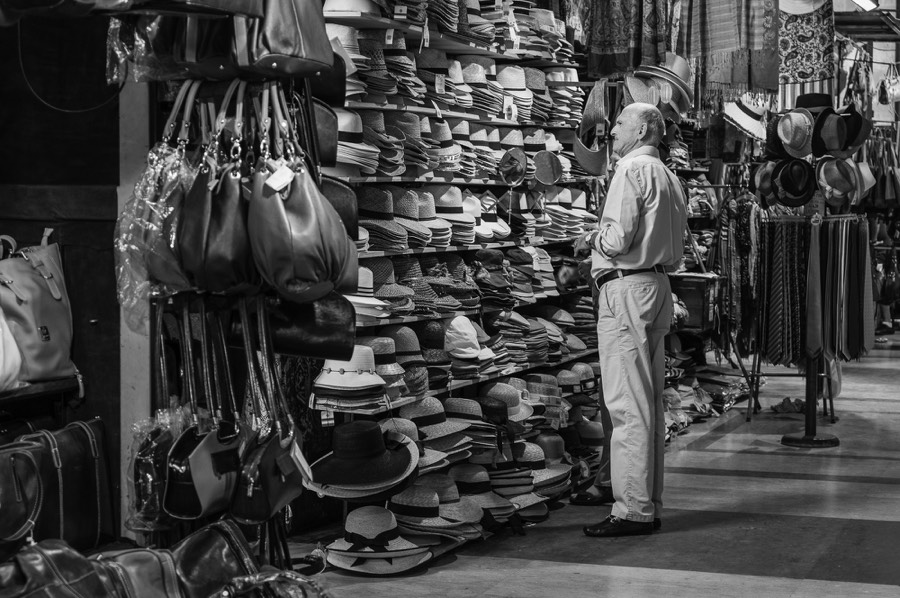 Conversation V -  Florence (Italy)